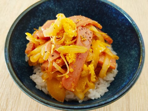 お昼にサッとできる☆スパムと卵の丼